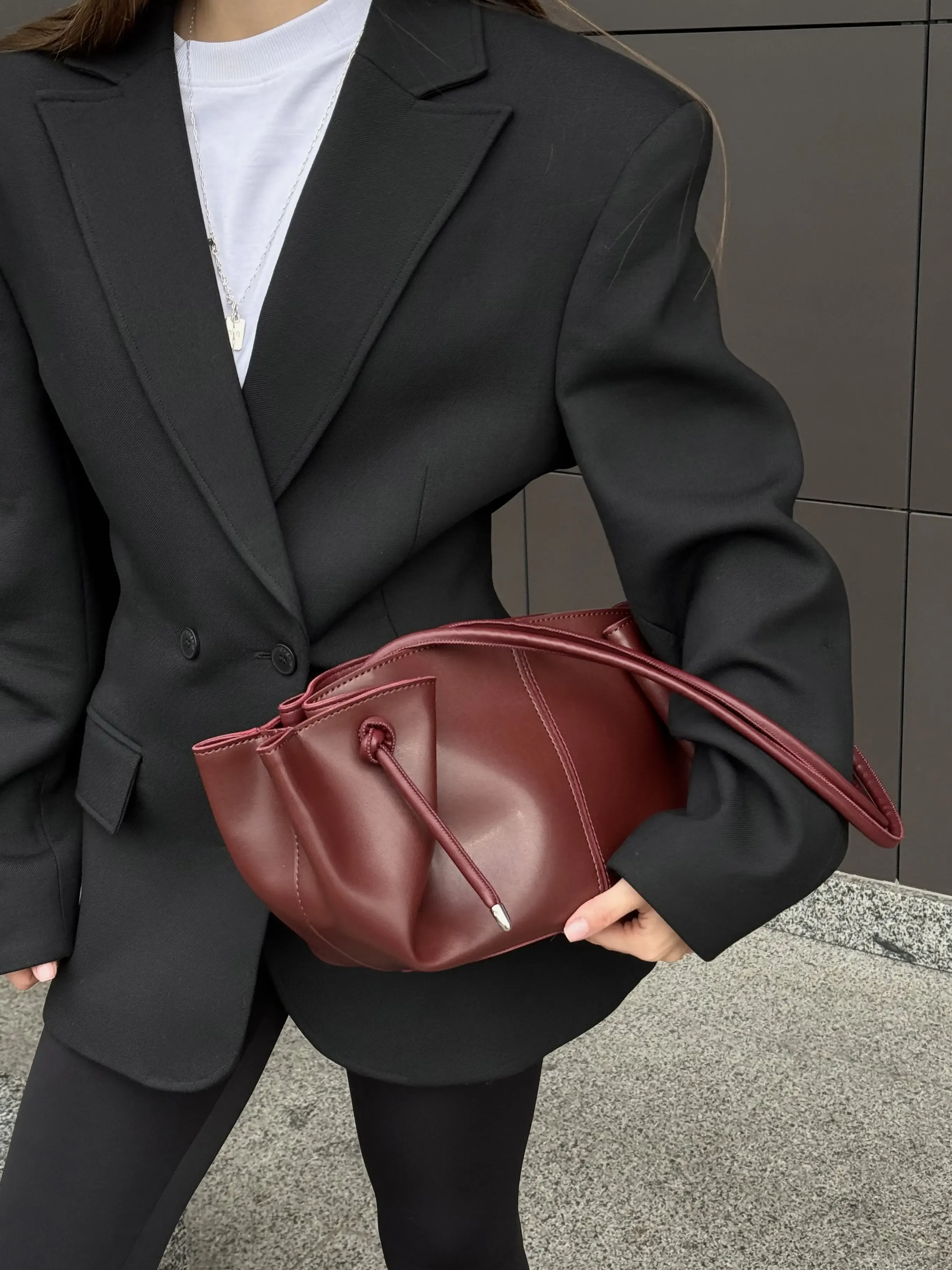 TULIP BAG NEW BURGUNDY